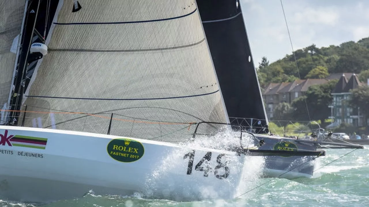 20 Class40 au départ de la Rolex Fastnet Race
