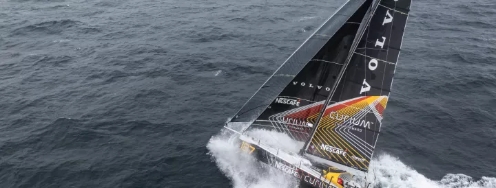 456.09 miles in 24 hours: Belgium Ocean Racing – Curium sets a new Class40 record!