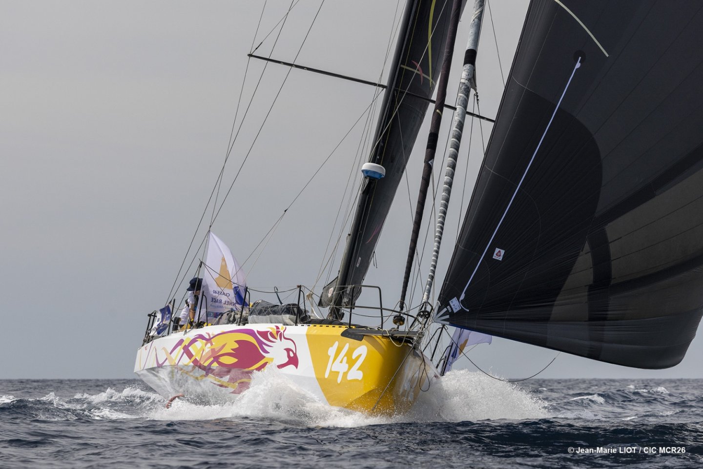Final au couteau pour la CIC Med Channel Race