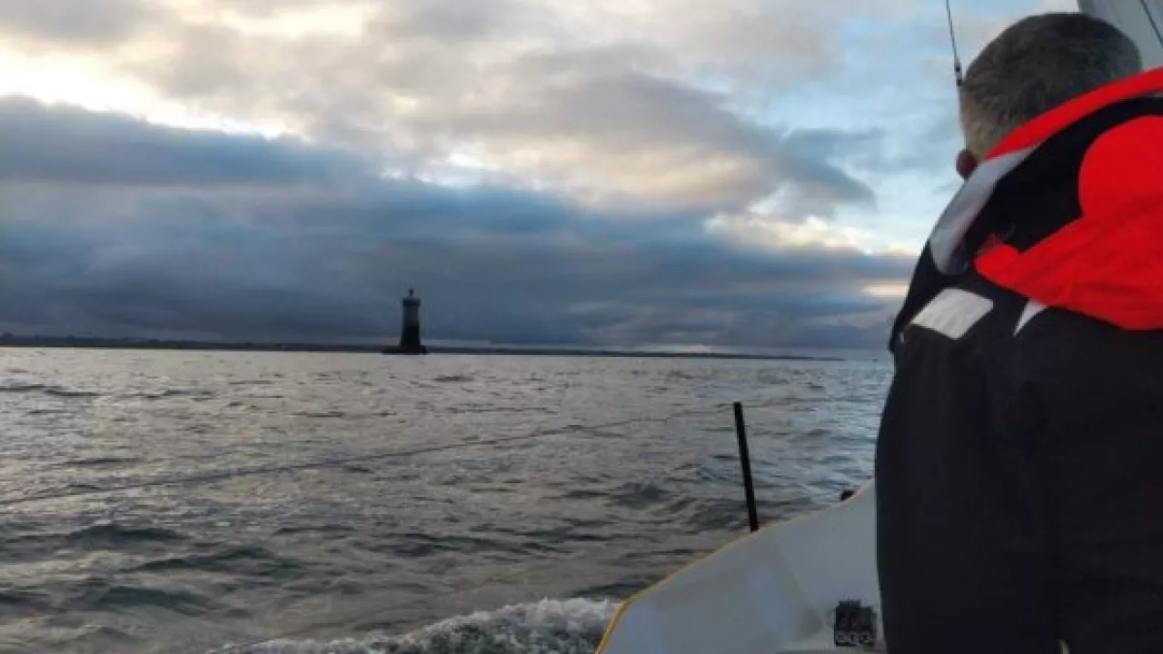 TJVNLH, D+2 : The Class40s struggling in the Channel